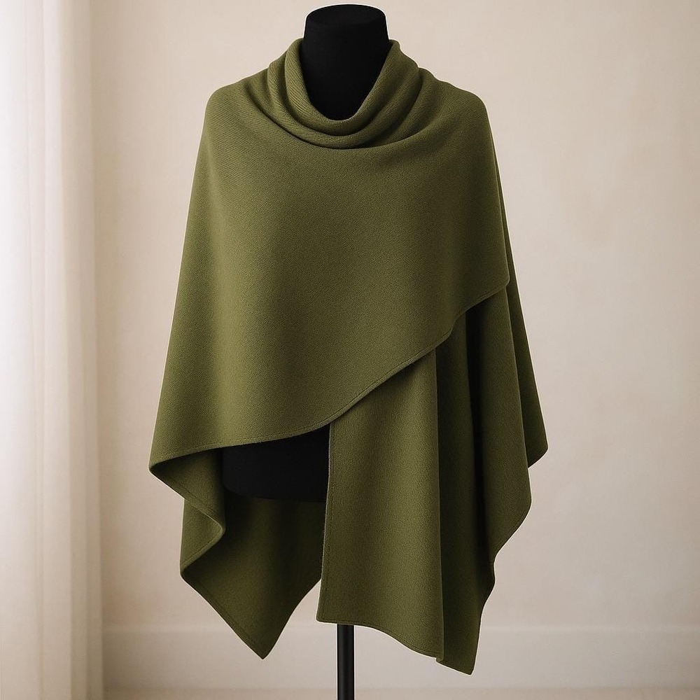 Peruvian Soul Alpaca Navy Knit Shawl Wrap Poncho Cape Ruana w/ Horn Toggle Pin - Picture 10 of 16